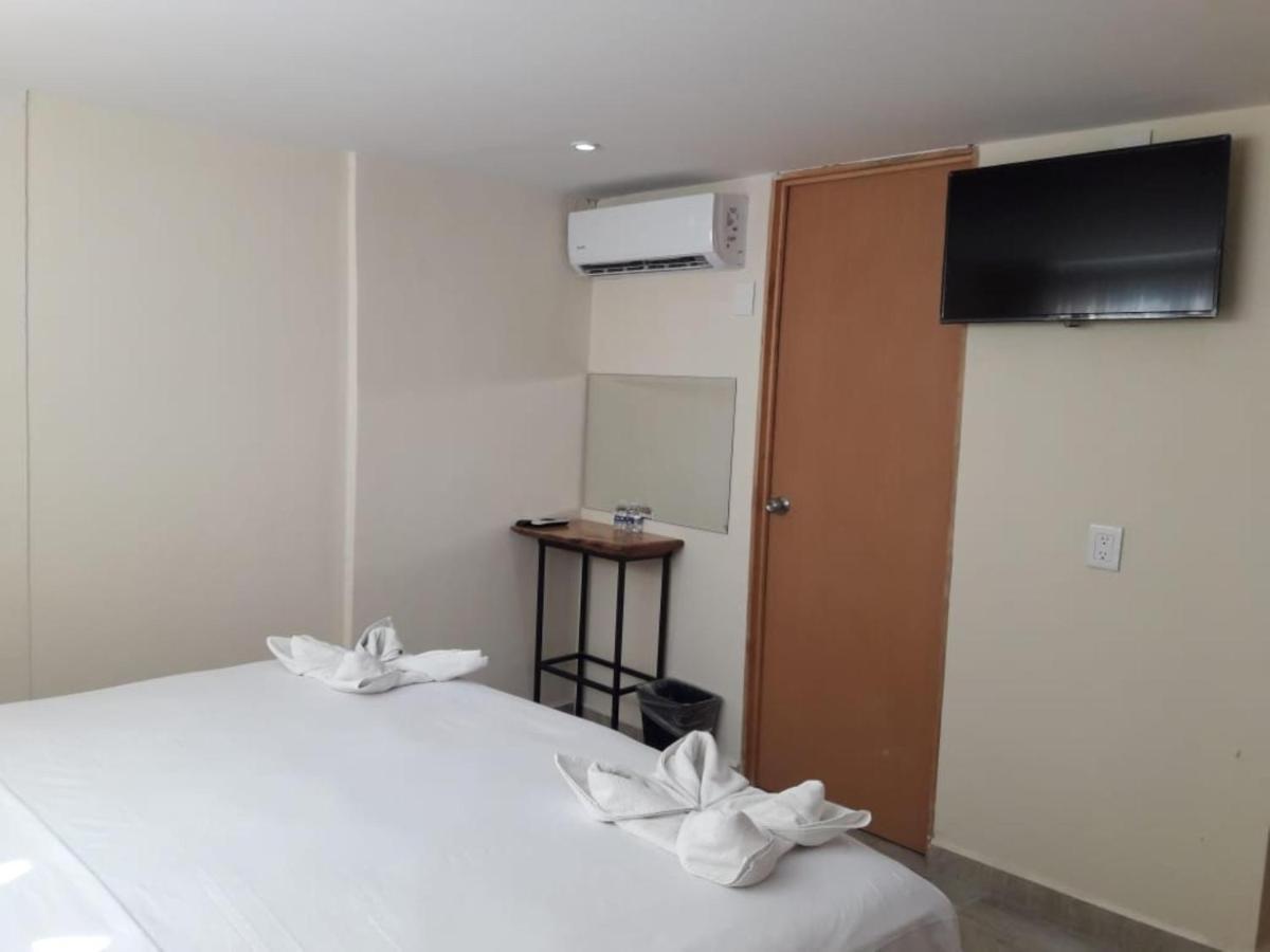 Hotel Ashly Loma Larga à Acapulco Extérieur photo
