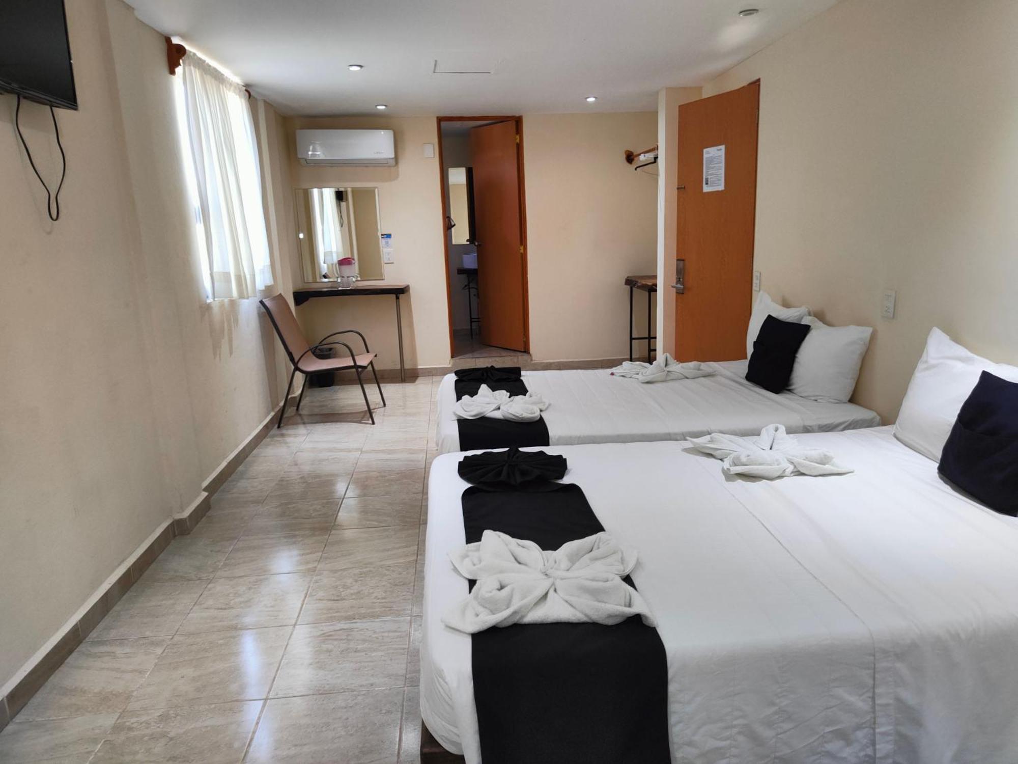 Hotel Ashly Loma Larga à Acapulco Extérieur photo